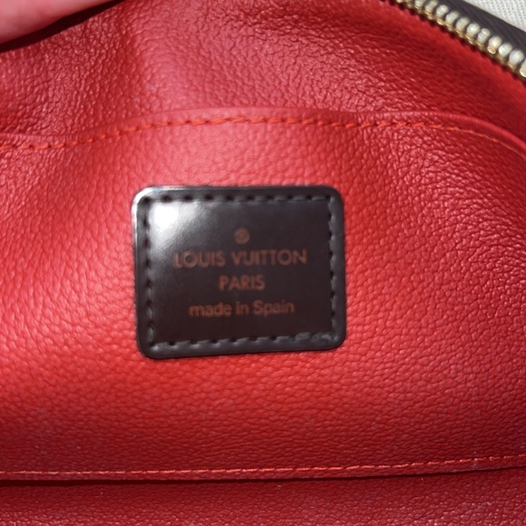 Authentic Louis Vuitton DE Vintage Cosmetic Pouch - Picture 4 of 11